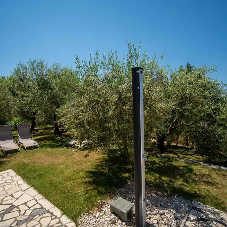 Albaneze By Interhome Apartment Njivice