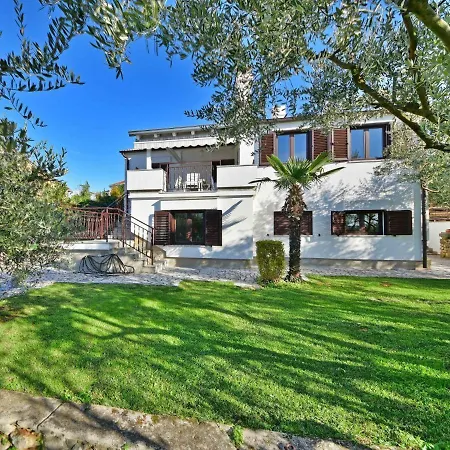 Albaneze By Interhome Apartment Njivice