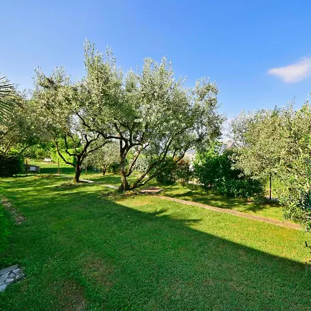 Albaneze By Interhome Apartment