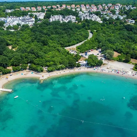 Albaneze By Interhome