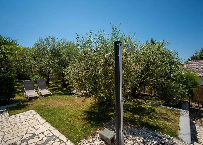 Albaneze By Interhome Appartement Njivice
