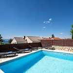 דירה Albaneze By Interhome נייביצה