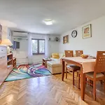 Albaneze By Interhome
